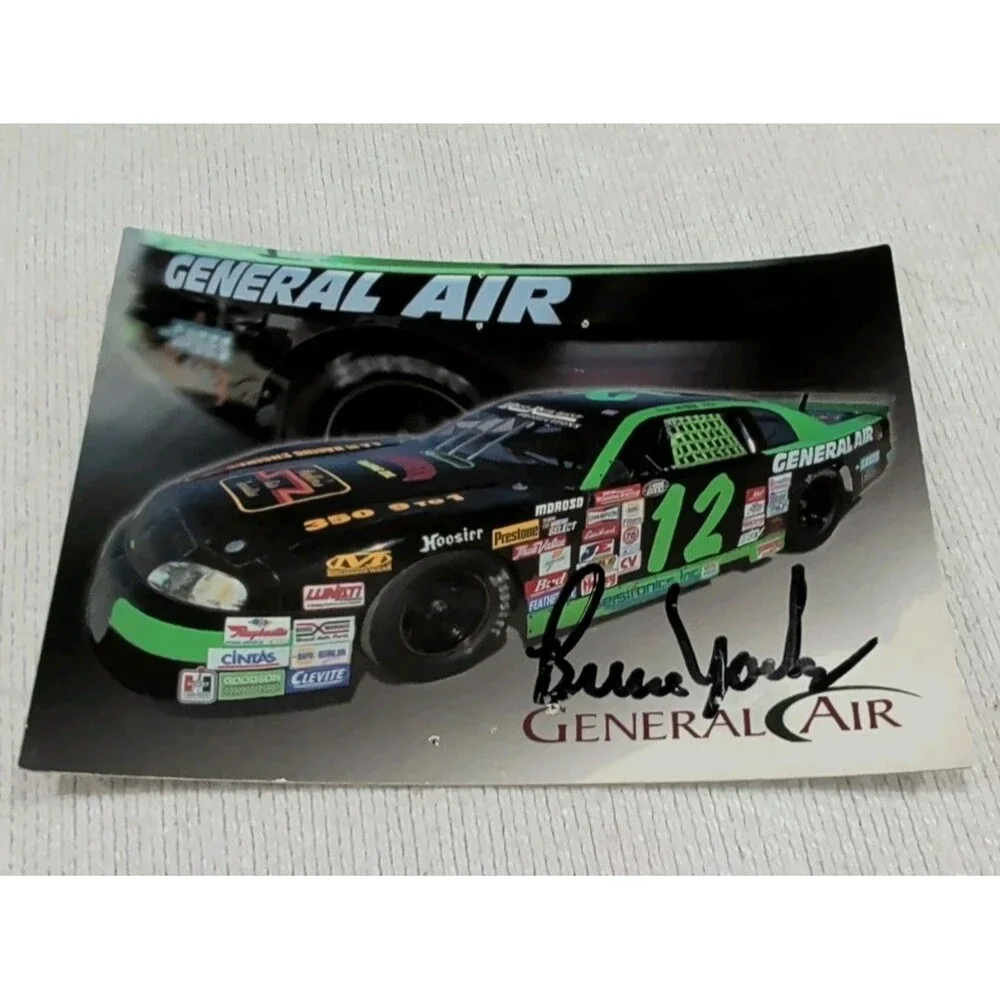 (4) NASCAR Autographed Promo Cards. Avants. Bowen. Robertson. Yackey.